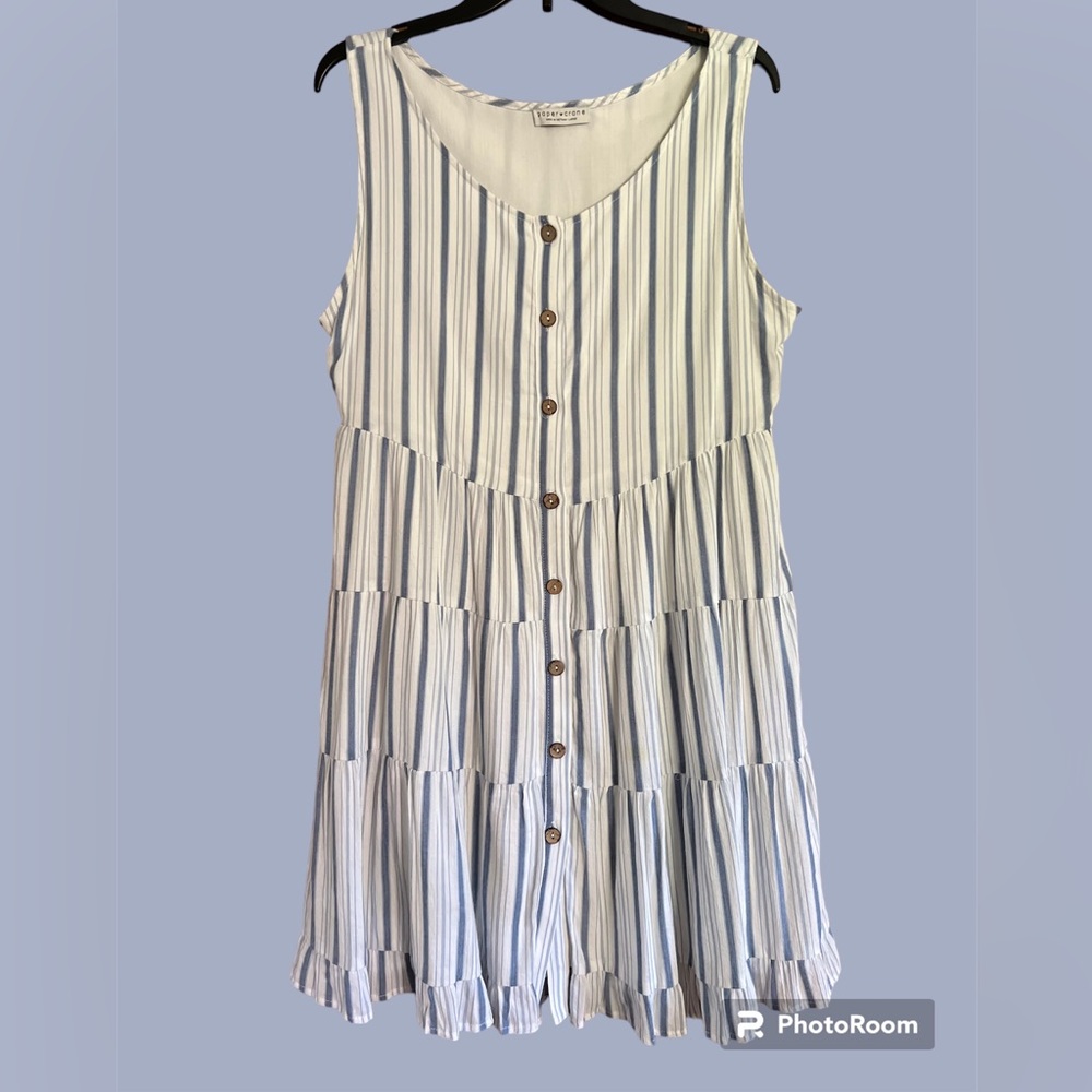 Paper Crane Dress Large White Blue Stripes Buttons Down Fully Lined EUC